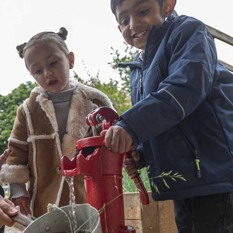 Hollytree Nursery Ravensthorpe